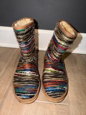 Lamo Multicolor Striped Wool Winter Boots